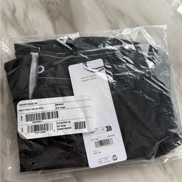 NWT ALO Yoga Black Match Point Tennis Skirt, XS - Picture 2 of 8